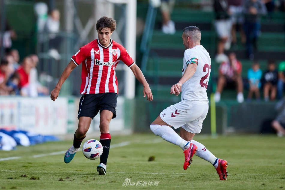 不断突破自 不断突破自